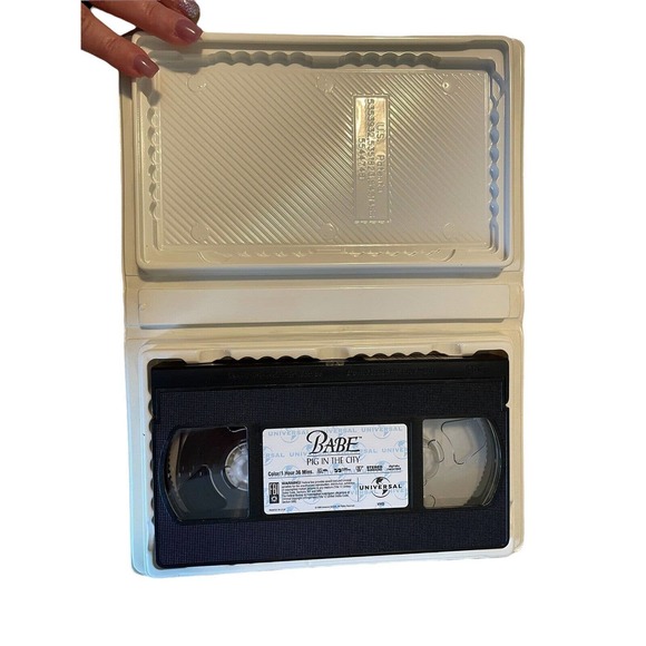 Babe & Babe Pig in the City (VHS) Clamshell Set - Picture 8 of 9